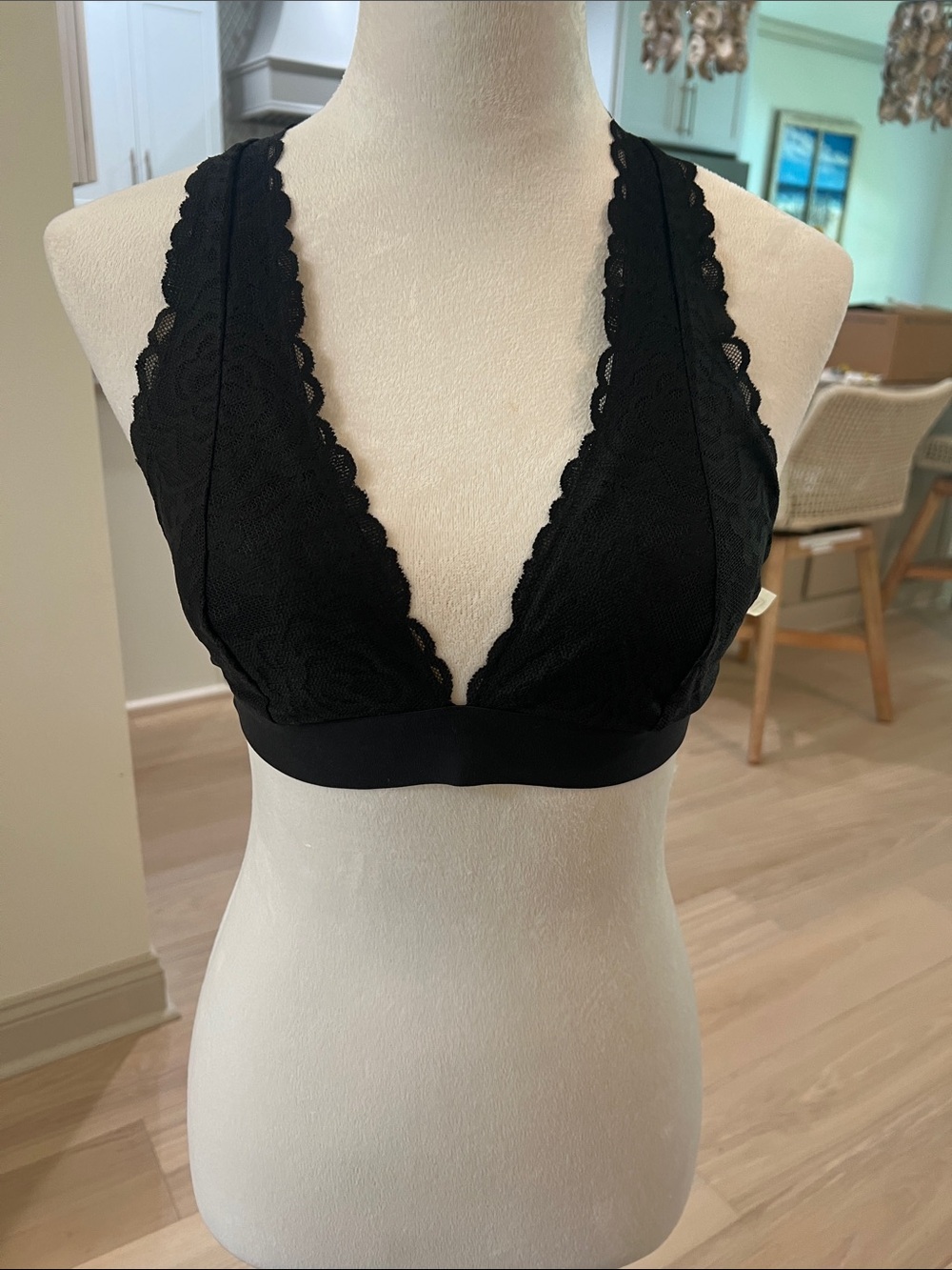 PINK Victoria's Secret Black Lace Plunge Bralette